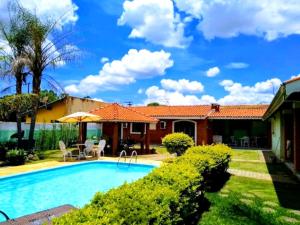 Holiday Home room in Chacara com WiFi, piscina e churrasq em Atibaia