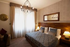 Double Room with Extra Bed room in Hotel Residence Agnes