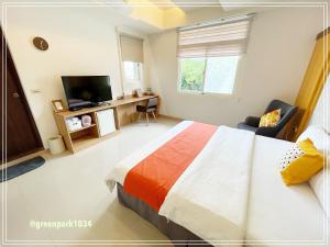 Phòng Standard giường đôi (Standard Double Room)