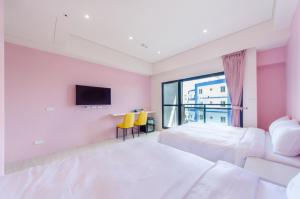 Phòng Tiêu Chuẩn 4 Người (Standard Quadruple Room)