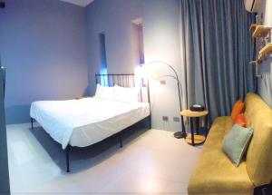Phòng Đôi Loại Sang (Deluxe Double Room)