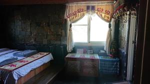 Phòng Bốn Người Có Phòng Tắm Riêng (Quadruple Room with Private Bathroom)