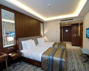 Standard Twin Room with Atrium View room in Clarion Hotel Golden Horn
