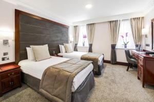 Executive Twin Room room in Grange Fitzrovia