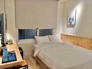 Phòng Standard giường đôi (Standard Double Room)