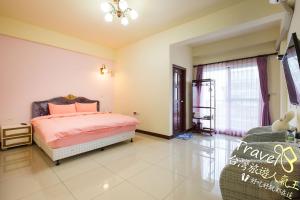 Phòng Có Giường Cỡ Queen Với Ban Công (Queen Room with Balcony)