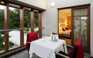 Superior Double Room with Terrace room in Hotel Castle Garden