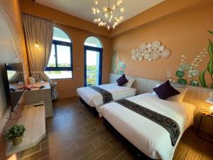Phòng Deluxe Giường Đôi/2 Giường Đơn Nhìn Ra Sông (Deluxe Double or Twin Room with River View)
