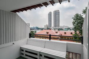Phòng Superior Giường Đôi Có Ban Công (Superior Double Room with Balcony)
