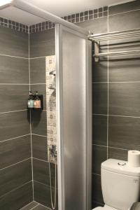 Economy Double Room with No Window