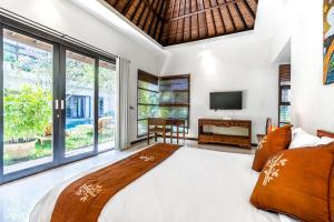 Biệt Thự 3 Phòng Ngủ (Three-Bedroom Villa)