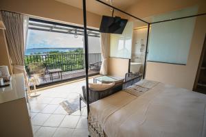 Phòng Giường Đôi có Ban công và Nhìn ra Biển (Double Room with Balcony and Sea View)
