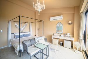 Phòng Giường Đôi có Ban công và Nhìn ra Biển (Double Room with Balcony and Sea View)