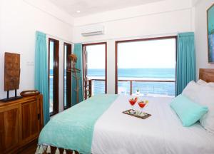 Phòng Có Giường Cỡ Queen Với Ban Công (Queen Room with Balcony)