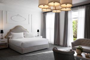 Luxury Suite room in Alphen Boutique Hotel