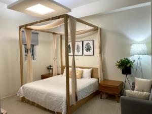 Phòng Giường Đôi Có Ban Công (Double Room with Balcony)