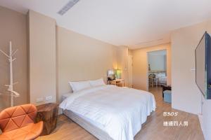 Phòng 4 người nhìn ra vườn (Quadruple Room with Garden View)