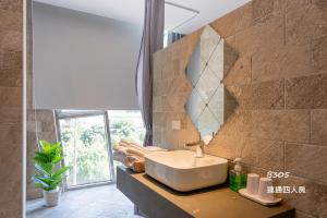 Phòng 4 người nhìn ra vườn (Quadruple Room with Garden View)