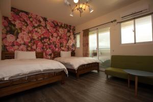 Phòng Cổ Điển Cho 4 Người (Classic Quadruple Room)
