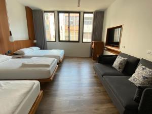 Phòng 4 Người Tiện nghi (Comfort Quadruple Room)