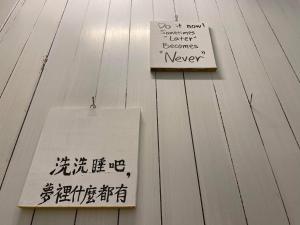 Phòng Đơn Với Phòng Tắm Vòi Sen Và Toilet Chung (Single Room with Shared Shower and Toilet)