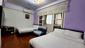 Phòng 4 người nhìn ra vườn (Quadruple Room with Garden View)