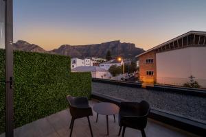 Suite with Mountain View room in Kloof Street Hotel - Lion Roars Hotels & Lodges