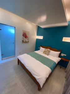 Phòng giường đôi có ban công (Double Room with Balcony)