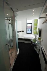 Heaven Double Room room in Wakeup Copenhagen - Borgergade