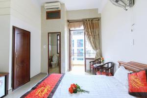 Phòng giường đơn có ban công (Single Room with Balcony)