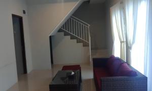 Biệt Thự 4 Phòng Ngủ (Four-Bedroom Villa)