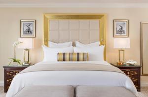 Deluxe Room with King Bed room in Trump National Doral Golf Resort