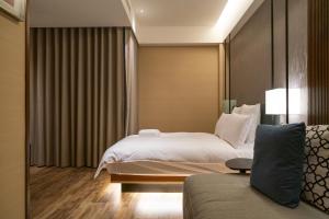 Phòng Đôi Loại Sang (Deluxe Double Room)
