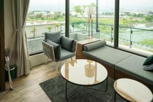 Phòng Luxury 4 Người (Luxury Quadruple Room)