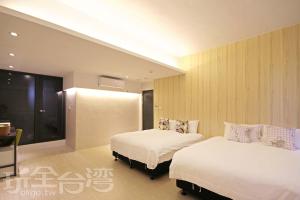 Phòng 4 Người Có Bồn Tắm (Quadruple Room with Bath)
