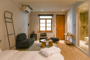 Phòng Giường Đôi Nhìn Ra Vườn (Double Room with Garden View)