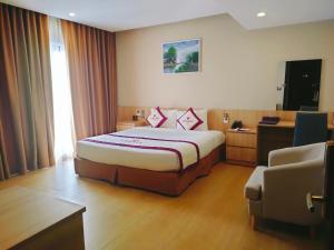 Phòng Đôi Cao Cấp (Superior Double Room)