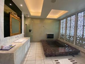 Deluxe Double Room with Pool View and Karaoke Facilities (Check-In After 21:00)
