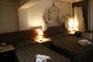 Basic Triple Room room in Grand Peninsula Hotel