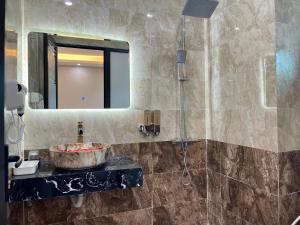 Suite Gia Đình Có Ban Công (Family Suite with Balcony)