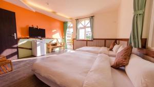 Deluxe gia đình Có ban công (Deluxe Family with Balcony)