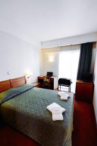 Single Room room in Athens Mirabello