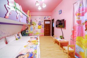 Phòng 4 Người Có Ban Công (Quadruple Room with Balcony)
