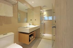 Phòng Đôi Loại Sang (Deluxe Double Room)