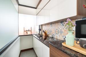 Studio Nhìn ra hồ (Studio with Lake View)