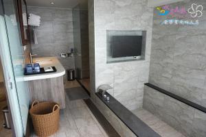 Deluxe Quadruple Room for 4 People - Non-Smoking