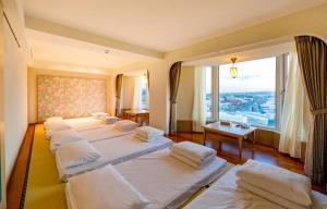 Phòng Nhật Cho Gia Đình 4 Người (Japanese Family Room for 4 People)