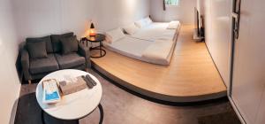 Phòng Cổ Điển Cho 4 Người (Classic Quadruple Room)