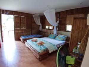 Bungalow Deluxe Nhìn Ra Khu Vườn (Deluxe Bungalow with Garden View)