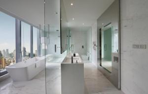 SO Suite tầng cao có quyền lợi câu lạc bộ (SO Lofty Suite with Club Benefits)